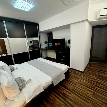 3 Rooms Unirii Square Alba Iulia 75 Bucharest Exterior photo